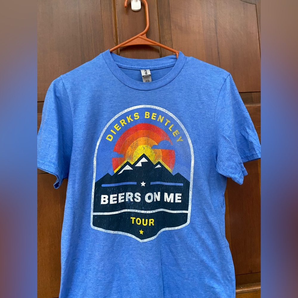 Dierks Bentley Beers On Me Tour shirt size small